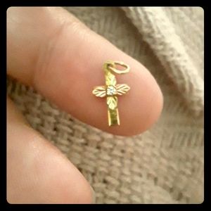 A tiny 10K Black Hills yellow gold/rose gold